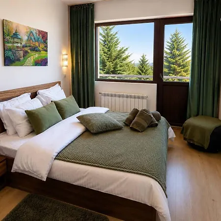 семеен Forest Retreat Mountain